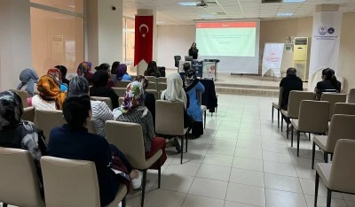 Yurt personeline seminer