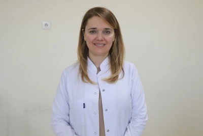 Y&uuml;z siniri ağrıları nedeniyle konuşamayan hasta lazer tedavisiyle sağlığına kavuştu