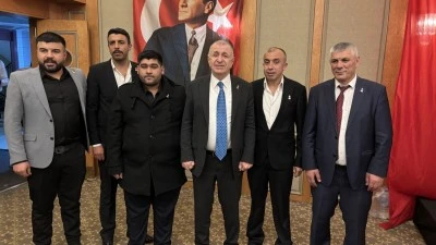 Zafer Partisi Genel Başkanı &Ouml;zdağ, Gaziantep'te partisinin iftar programına katıldı