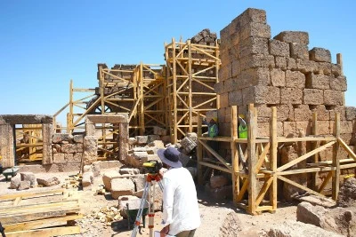Zerzevan Kalesi'nin restorasyonuna başlandı