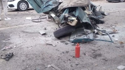 Zincirleme trafik kazasında 1 kişi &ouml;ld&uuml;, 10 kişi yaralandı (2)