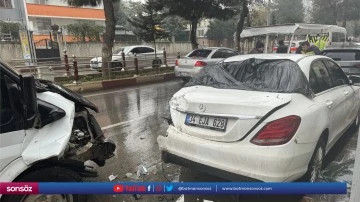 Zincirleme trafik kazasında 1 kişi yaralandı