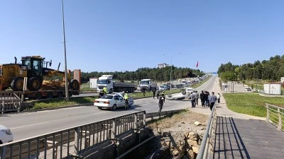 Zincirleme trafik kazasında 2 kişi yaralandı