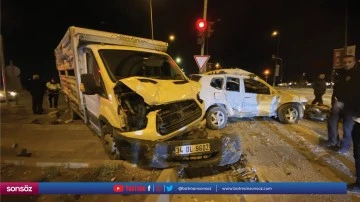 Zincirleme trafik kazasında 4 kişi yaralandı